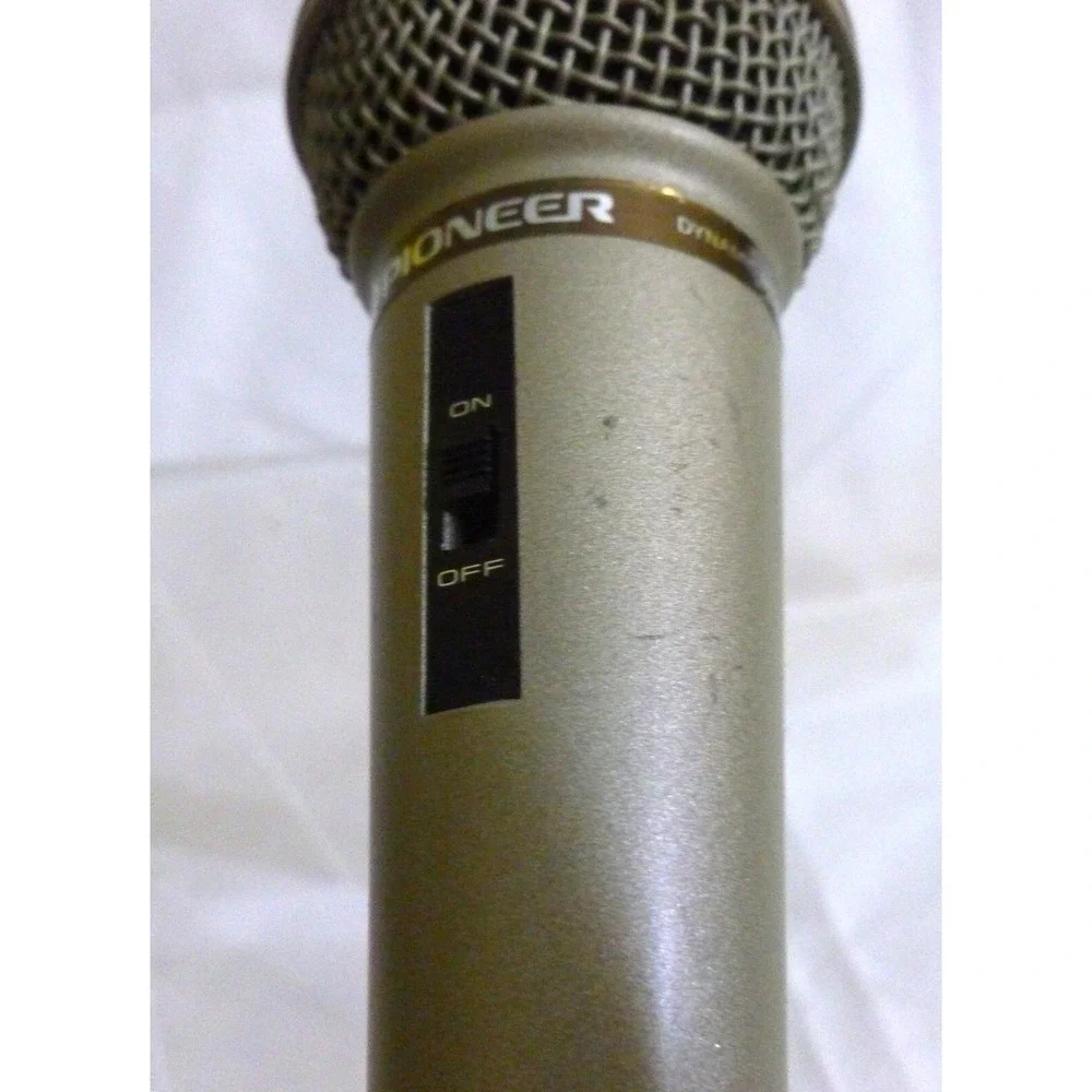 Pioneer DM-21A Uni-Directional Dynamic Microphone Mic